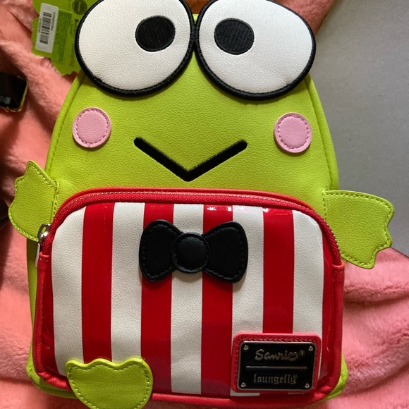 Sold out loungefly NWT - Picture 1 of 1